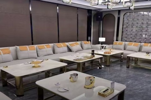 兰州TOMORROWCLUB招聘,甘肃兰州酒吧招聘礼仪/接待